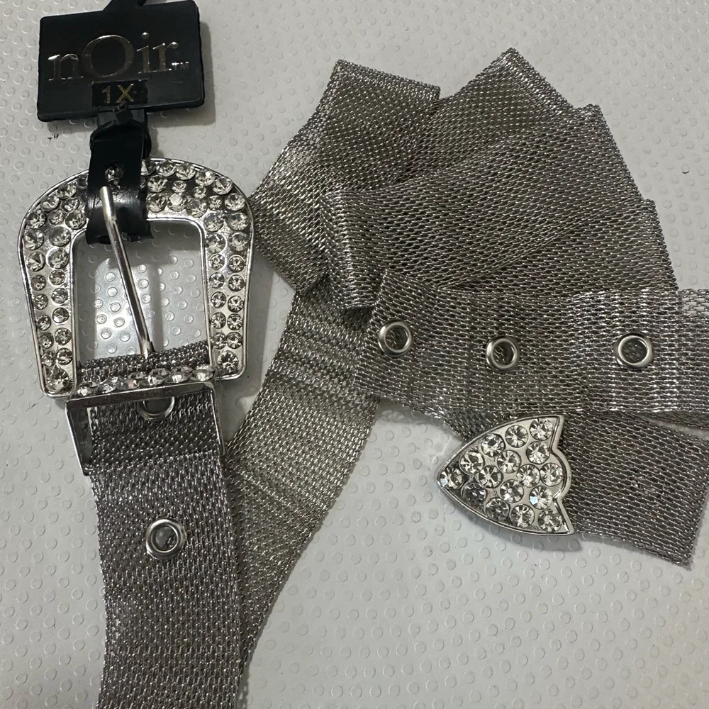 🆕BUNDLE of 3 Women’s Belts